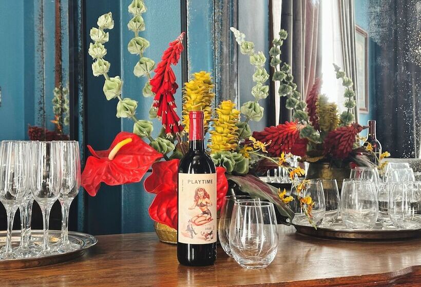 Bed and Breakfast The Mansion On 17th, Formerly Schaefer Haus