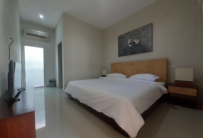 민박 Wisnu Residence