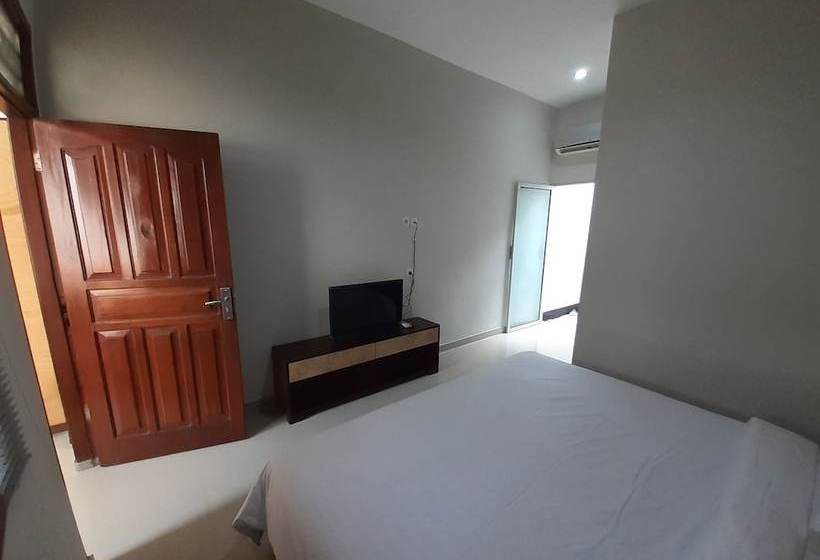 민박 Wisnu Residence