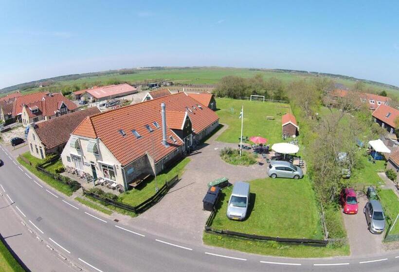 De Cyprian Bed & Breakfast