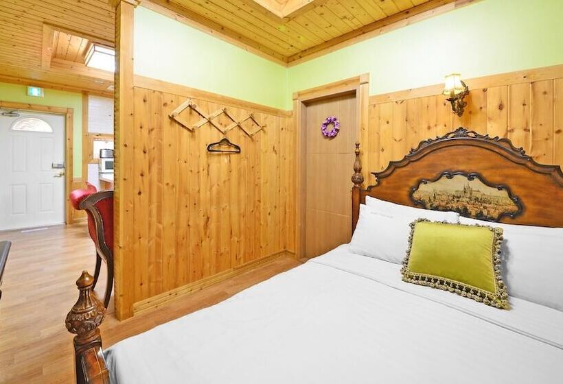 Gyeongju Eurovil Pension