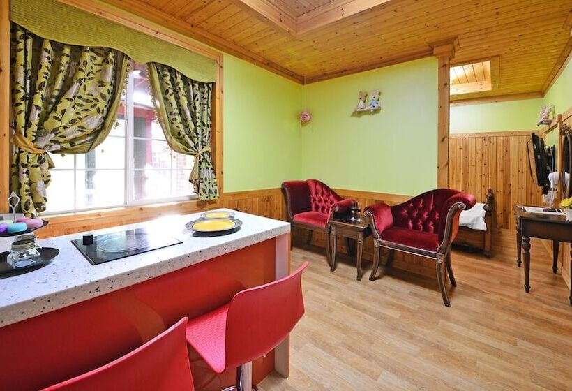 Gyeongju Eurovil Pension