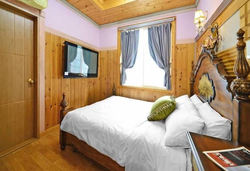 Gyeongju Eurovil Pension