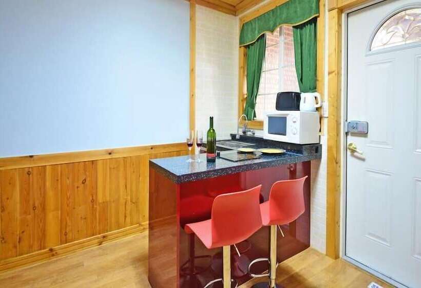 Gyeongju Eurovil Pension