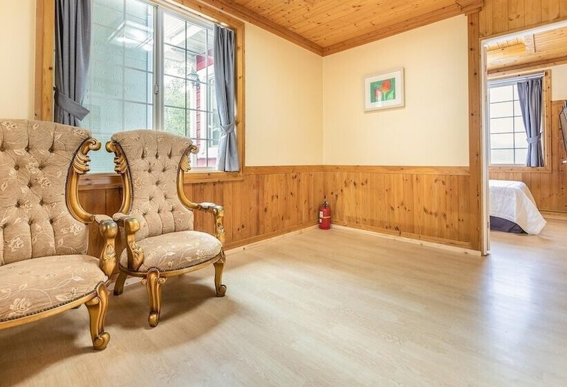 Gyeongju Eurovil Pension