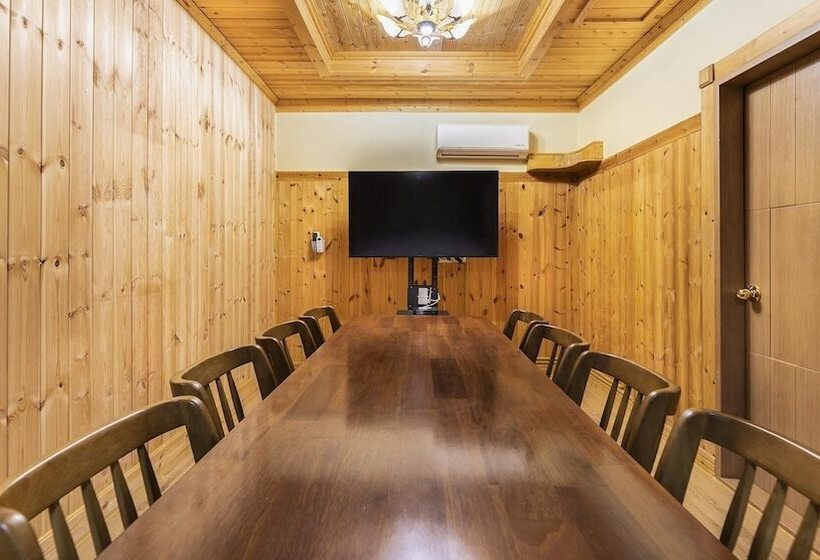 Gyeongju Eurovil Pension