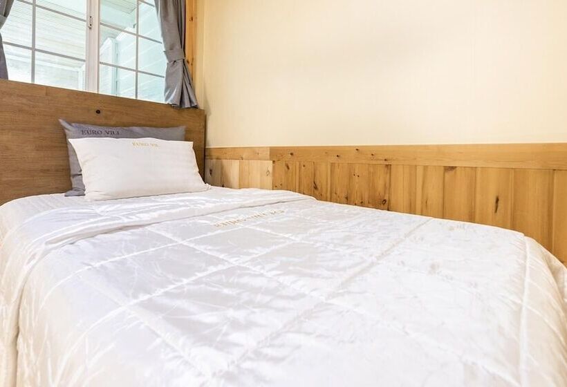 Gyeongju Eurovil Pension