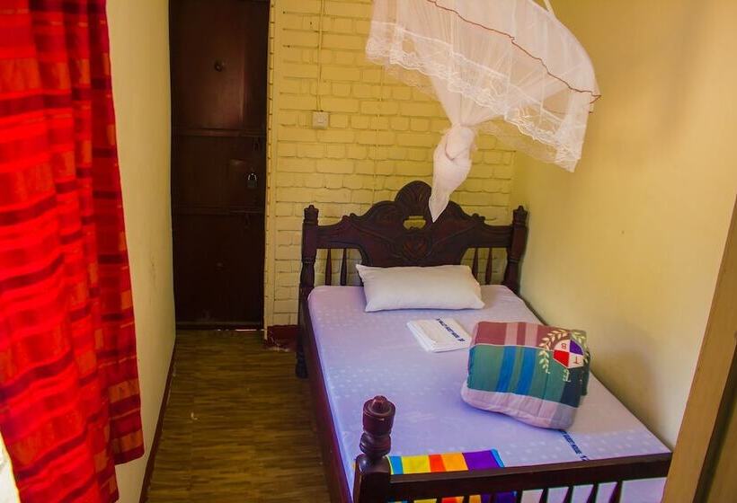 هتل Ebenezer Guest House