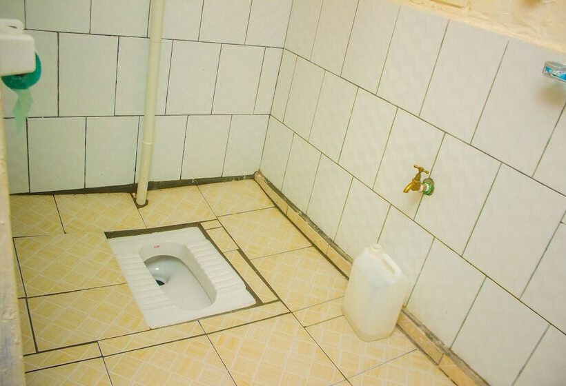 هتل Ebenezer Guest House