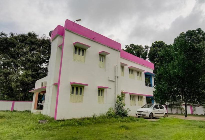 فندق Executives Palace By Oyo Rooms