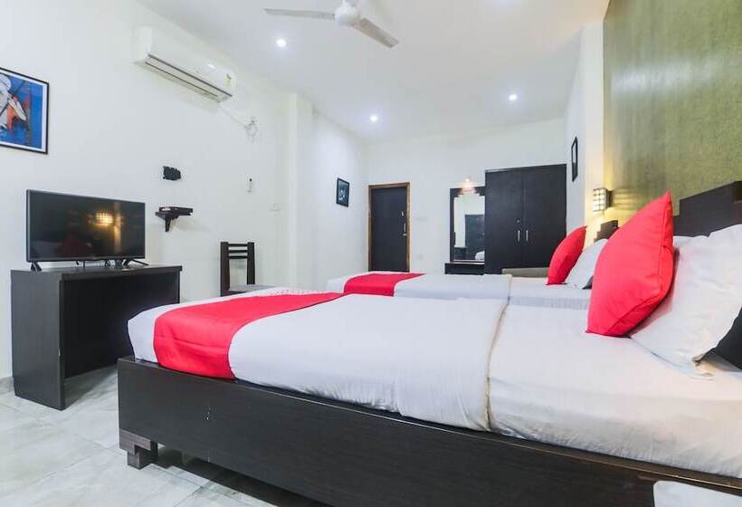 فندق Green Point By Oyo Rooms