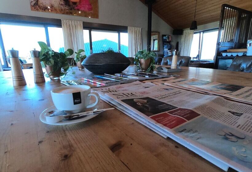 בית מלון כפרי Human & Horse