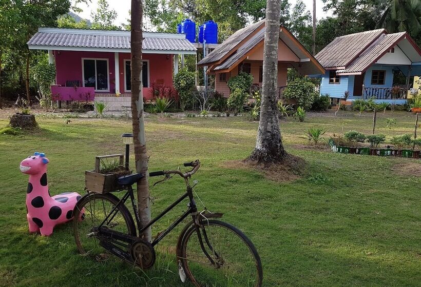 酒店 Lee Red House