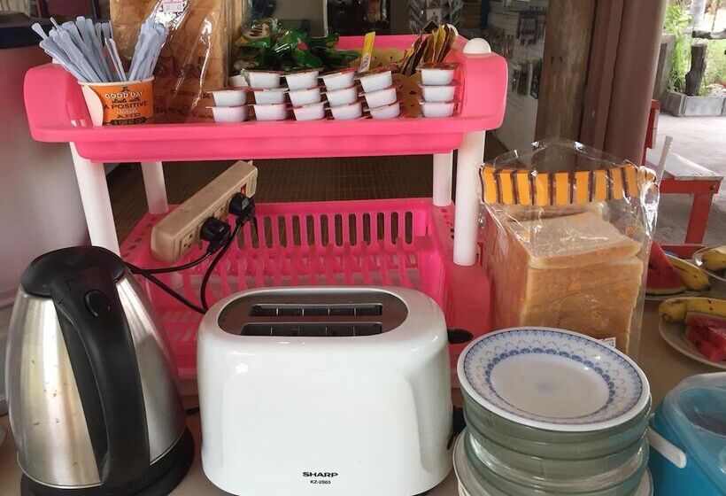 酒店 Lee Red House