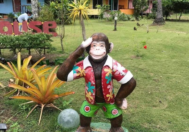 酒店 Lee Red House