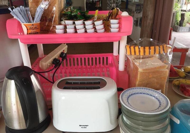 酒店 Lee Red House