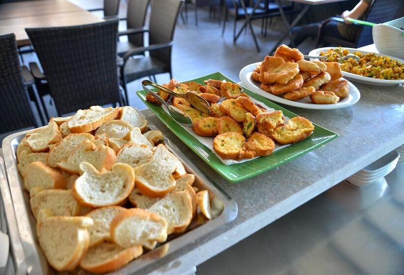 בית מלון כפרי Lidya