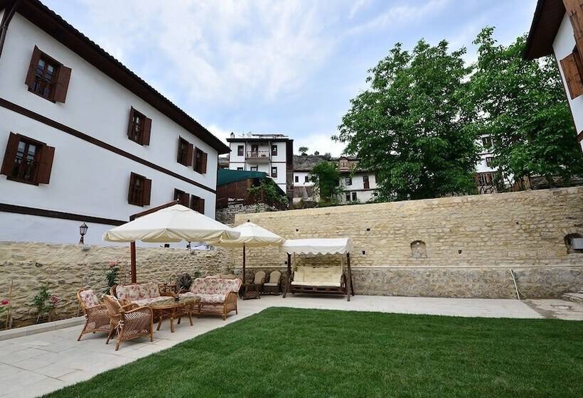 فندق Mehmet Emin Efendi Konagi