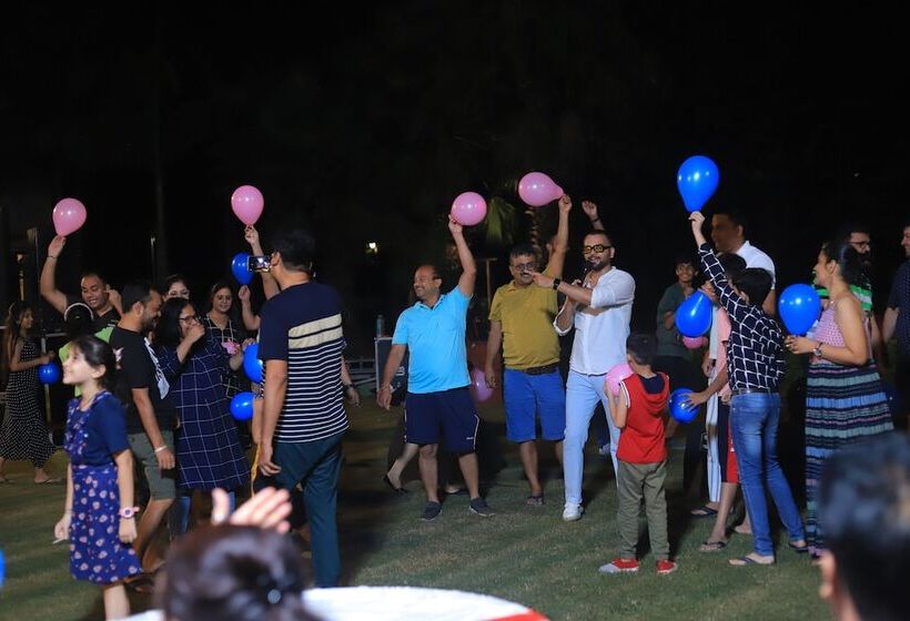 בית מלון כפרי Nadiya Parao Resort, Corbett