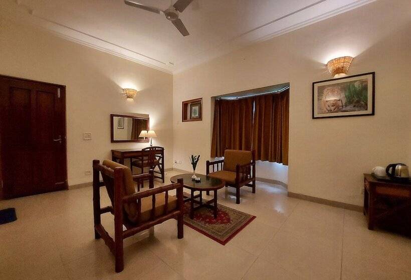 فندق Nadiya Parao Resort, Corbett