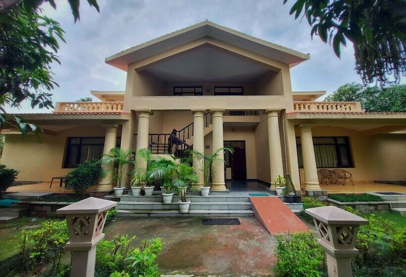 בית מלון כפרי Nadiya Parao Resort, Corbett