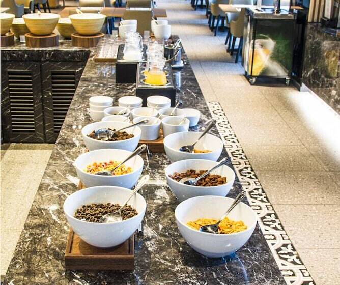 هتل Ramada Encore By Wyndham Busan Station