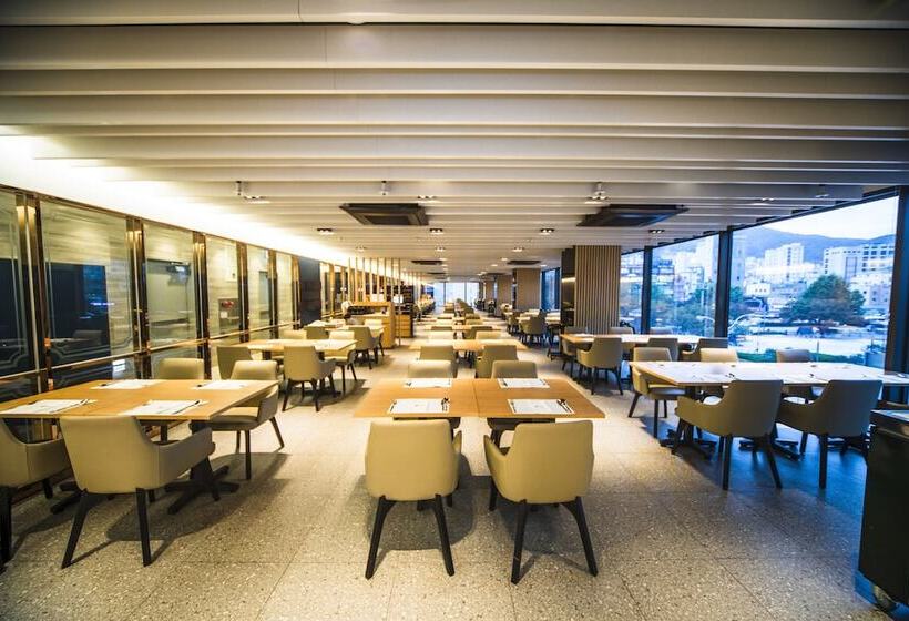 هتل Ramada Encore By Wyndham Busan Station