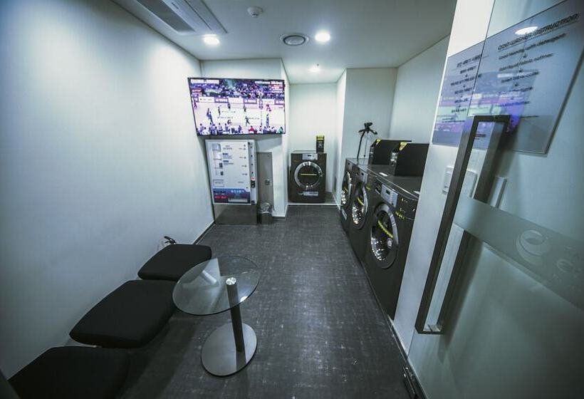 هتل Ramada Encore By Wyndham Busan Station