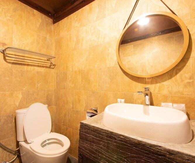 בית מלון כפרי Rnana Grand