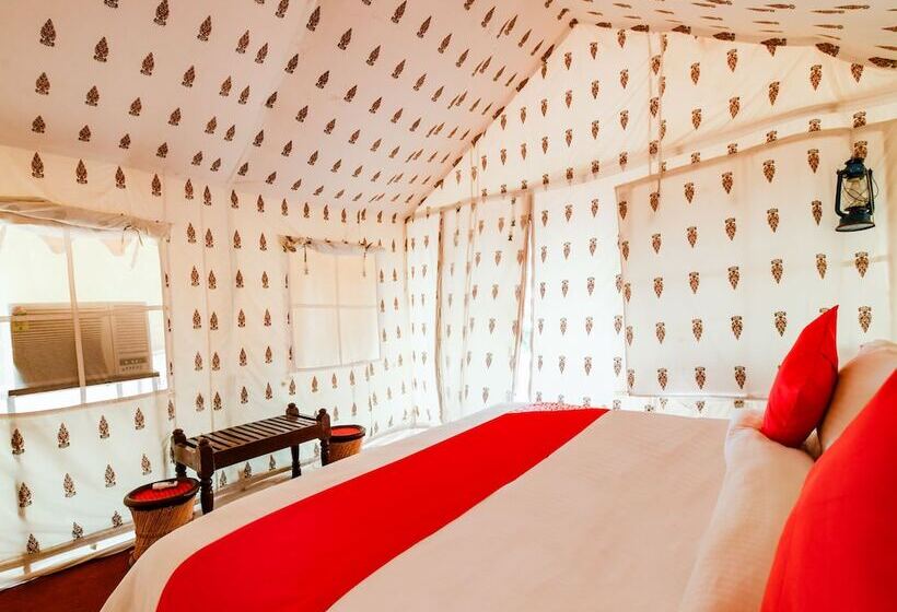 Отель Tent Panihari By Oyo Rooms