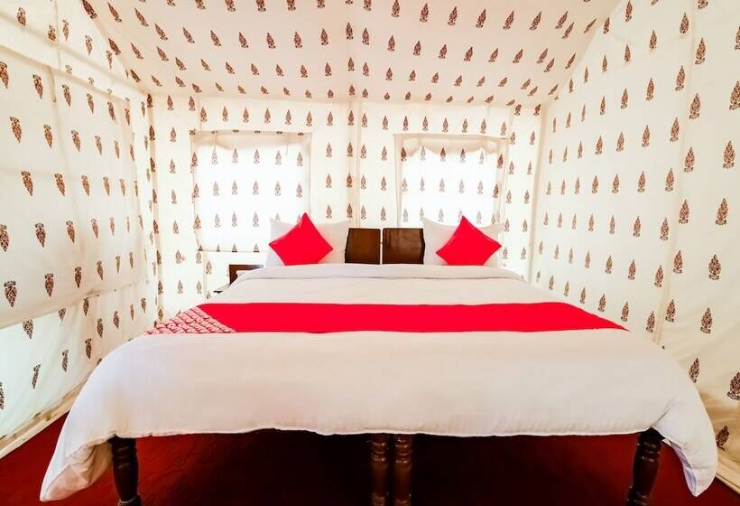 Отель Tent Panihari By Oyo Rooms