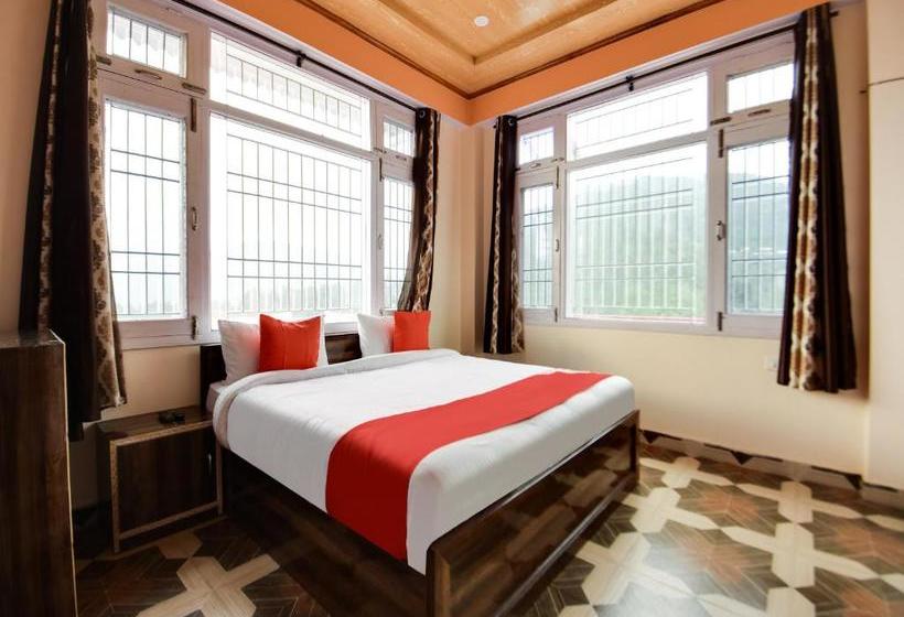 فندق The Pine Stay By Oyo Rooms