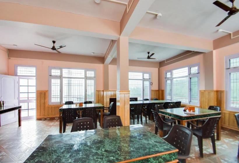 فندق The Pine Stay By Oyo Rooms