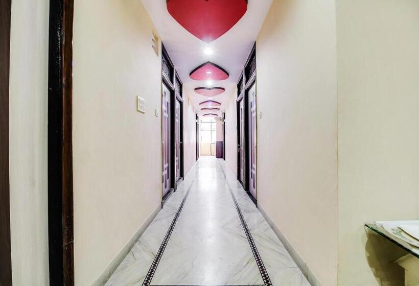 Отель O Tulsi Palace