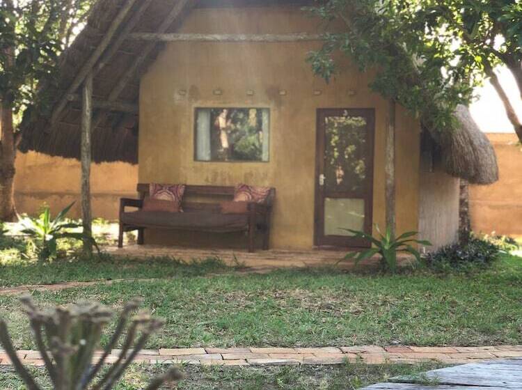 호텔 Turtle Cove Lodge And Yoga Shala