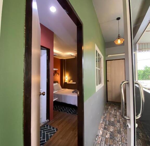 בית מלון כפרי Varietyd Dayhostel Huahin