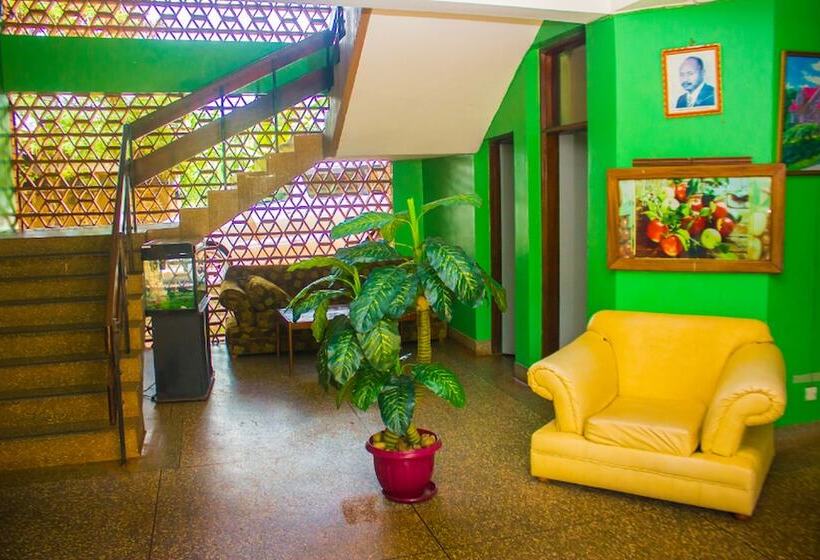 هتل Ymca Conference And Training Center