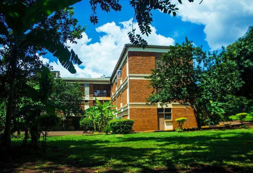 هتل Ymca Conference And Training Center