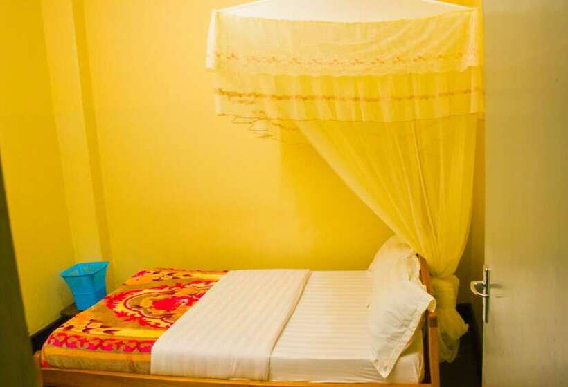 هتل Ymca Conference And Training Center