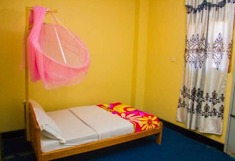 هتل Ymca Conference And Training Center