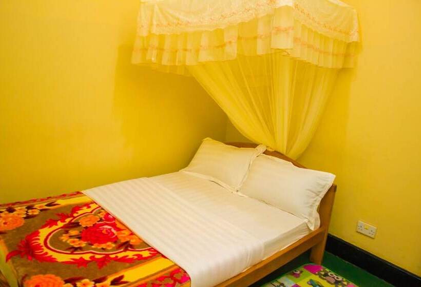 هتل Ymca Conference And Training Center