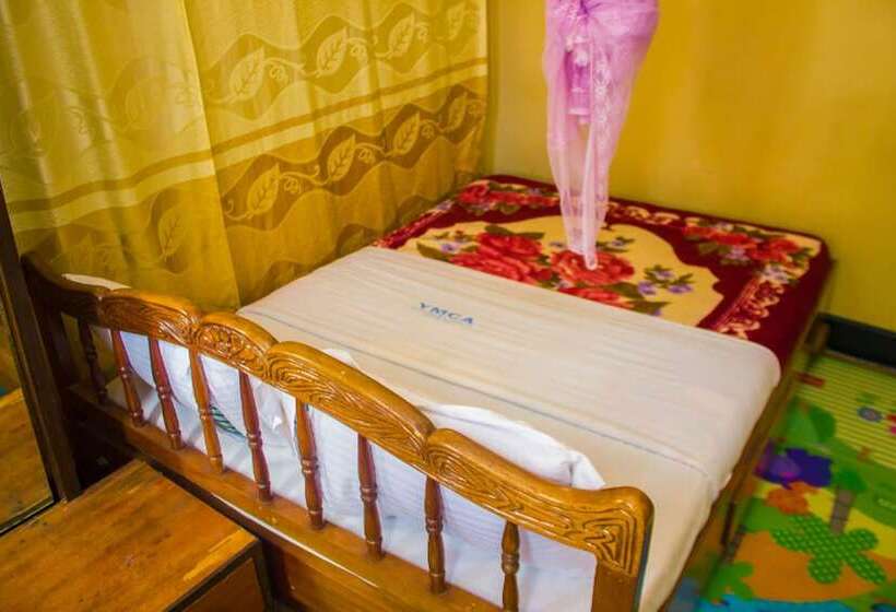 هتل Ymca Conference And Training Center