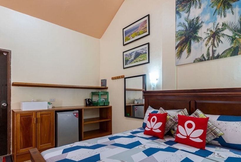 호텔 Zen Rooms Ice Bear Inn Panglao