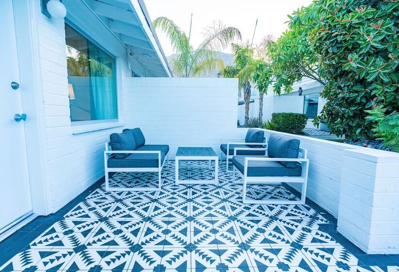 モーテル Bellevue Oasis Adults Only