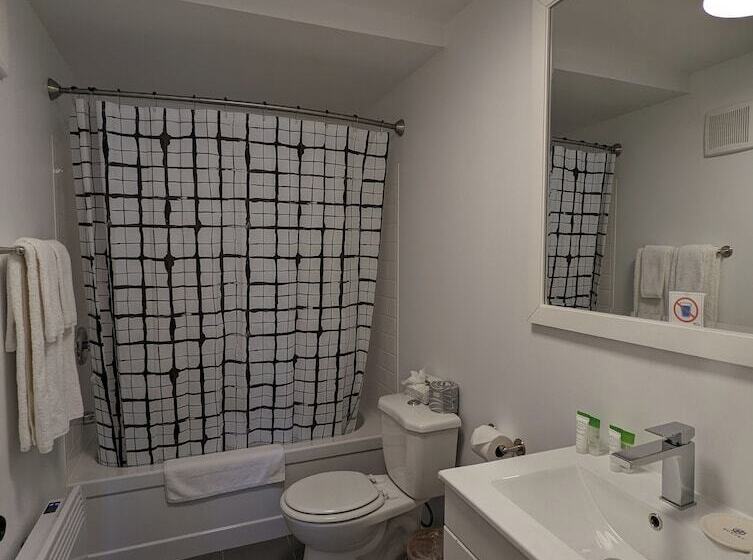 فندق على الطريق Nordet