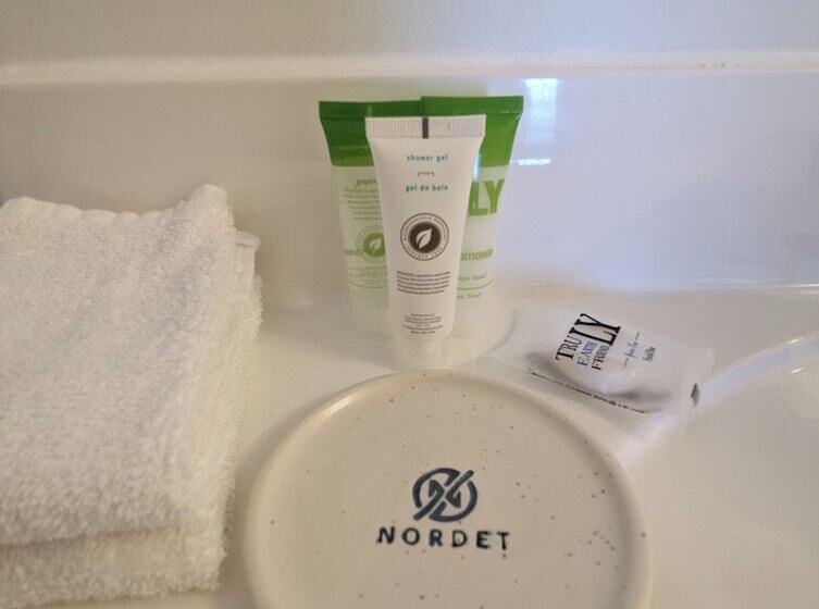 فندق على الطريق Nordet