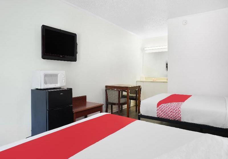 فندق على الطريق Oyo Hotel Calhoun Ga I-75 & Us-41 Hwy