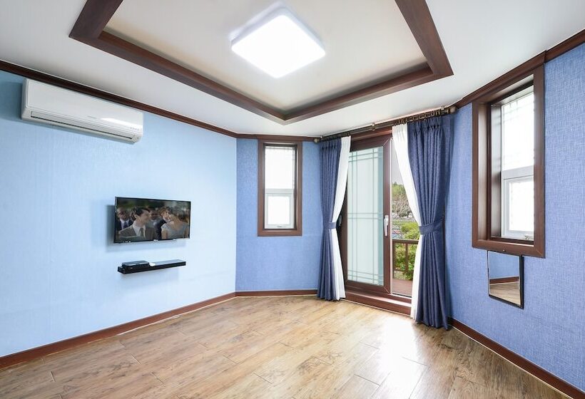 Samcheok Duelkkot Pension