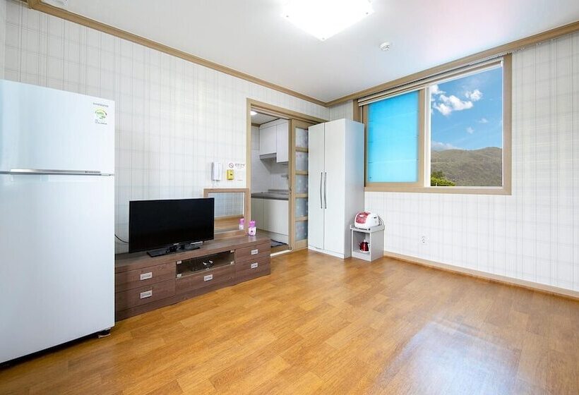 Samcheok Eoulim Pension