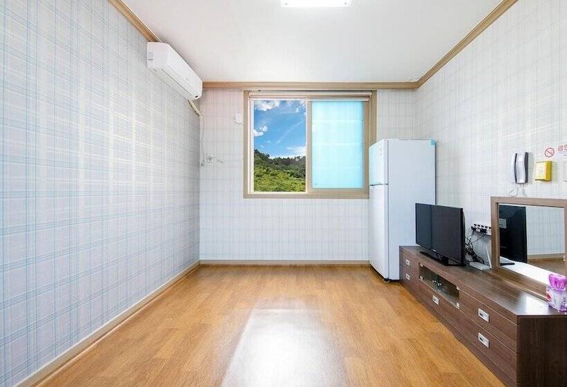 Samcheok Eoulim Pension